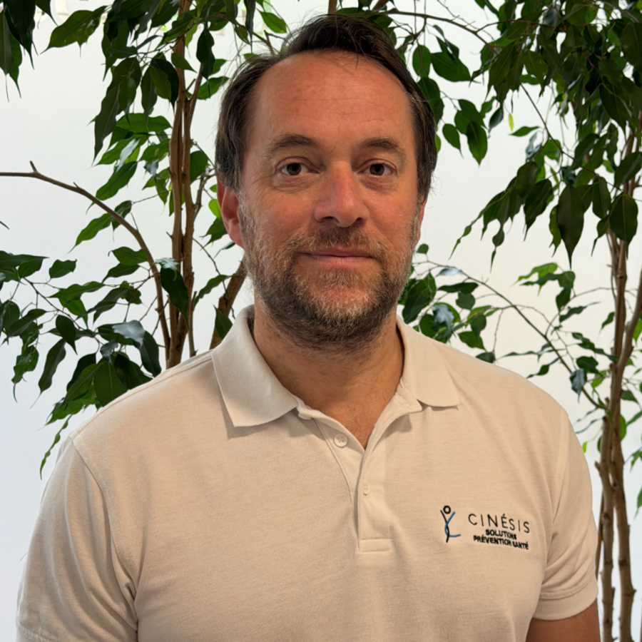Johann Divaret, dirigeant de cinésis Solutions Prévention Santé à Paris